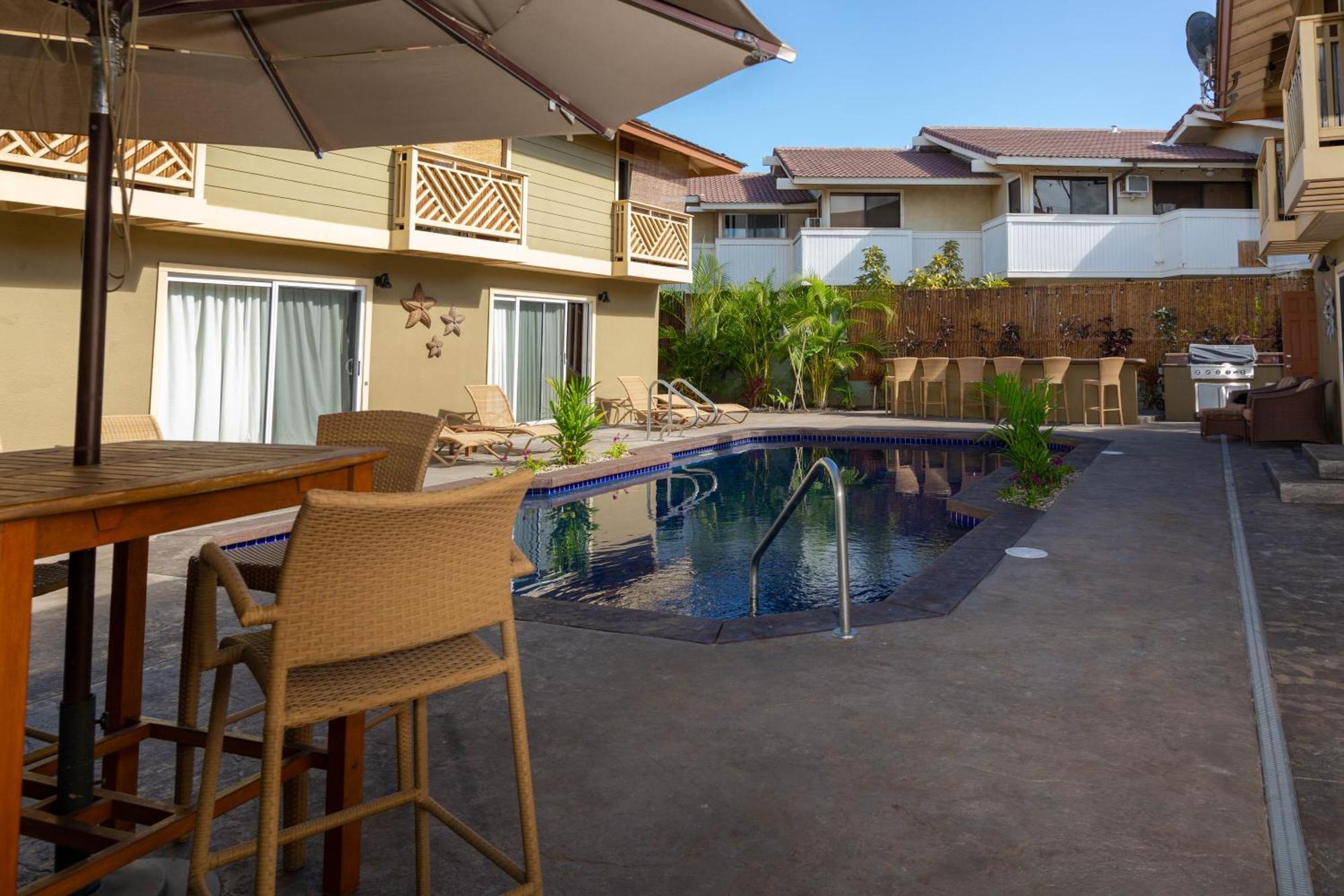 Plumeria Suite, 2-Bedrooms, Sleeps 6, Pool & Bbq, Pre-Renovation Summer Sale Кихеи Екстериор снимка