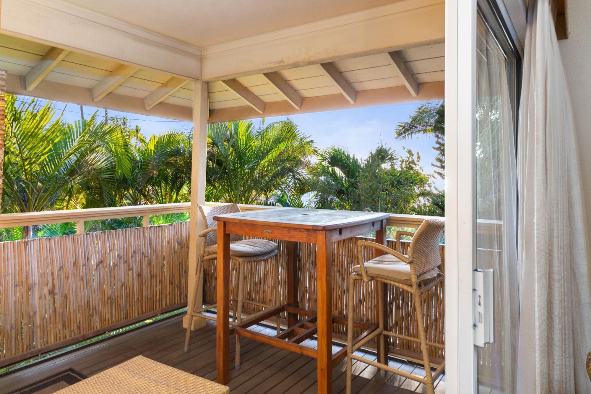 Plumeria Suite, 2-Bedrooms, Sleeps 6, Pool & Bbq, Pre-Renovation Summer Sale Кихеи Екстериор снимка